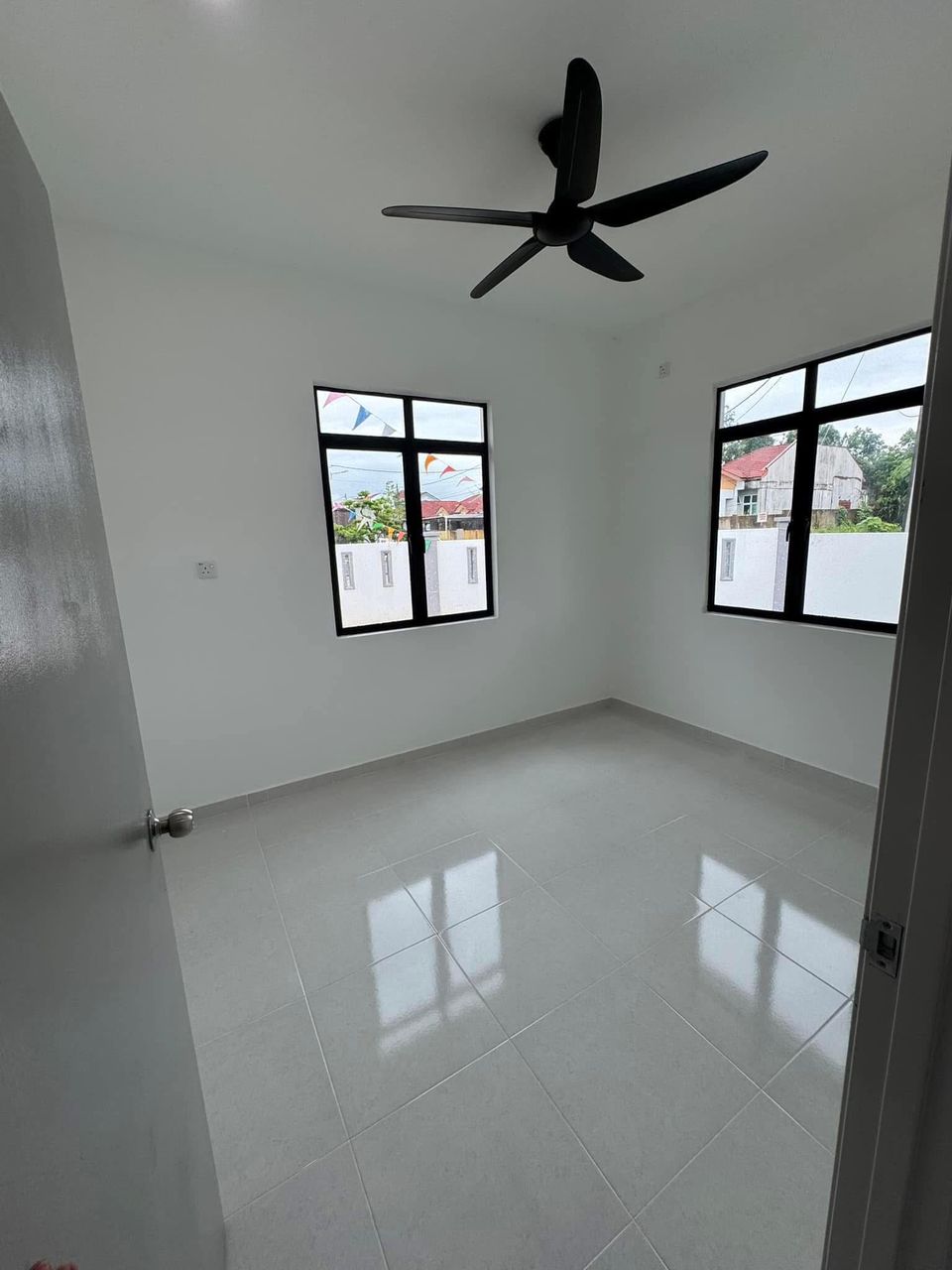 Rumah Teres 1 Tingkat Bawah RM200K | Wakaf Tapai Marang Terengganu